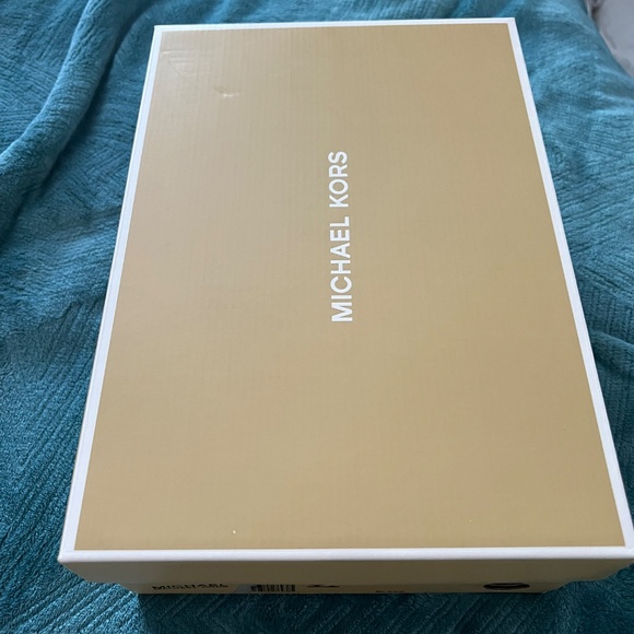 Michael Kors Sandals - Picture 5 of 5